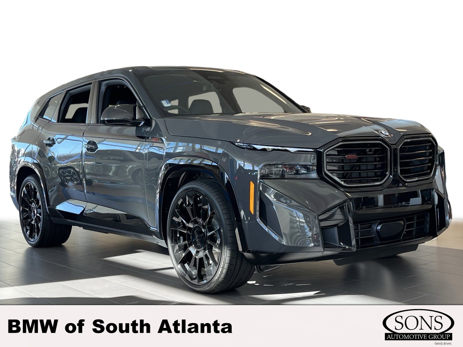 2026 BMW XM Base's photo