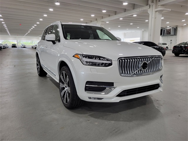 2025 Volvo XC90 photo 3