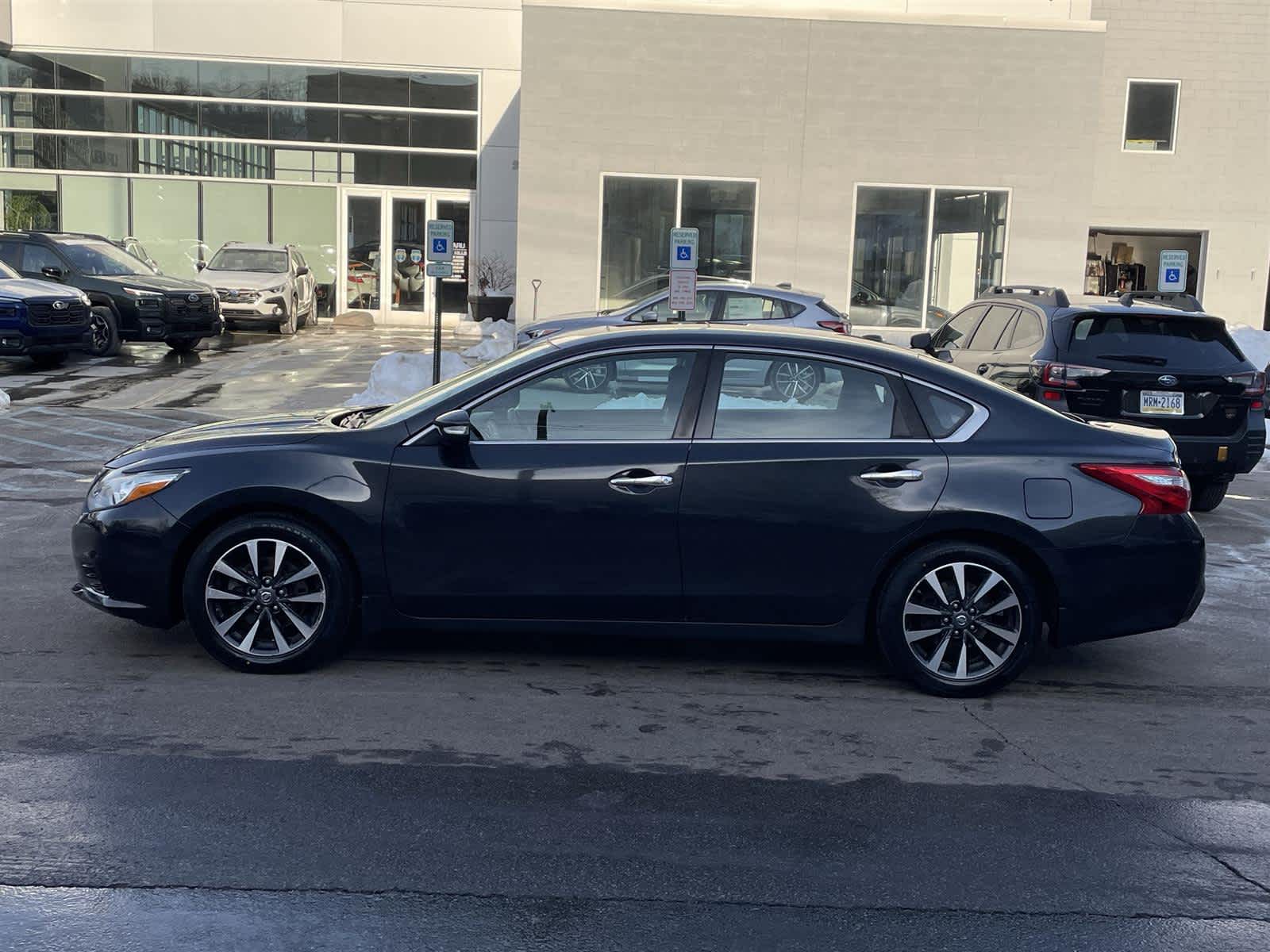 Used 2016 Nissan Altima SV with VIN 1N4AL3APXGC210497 for sale in Canonsburg, PA