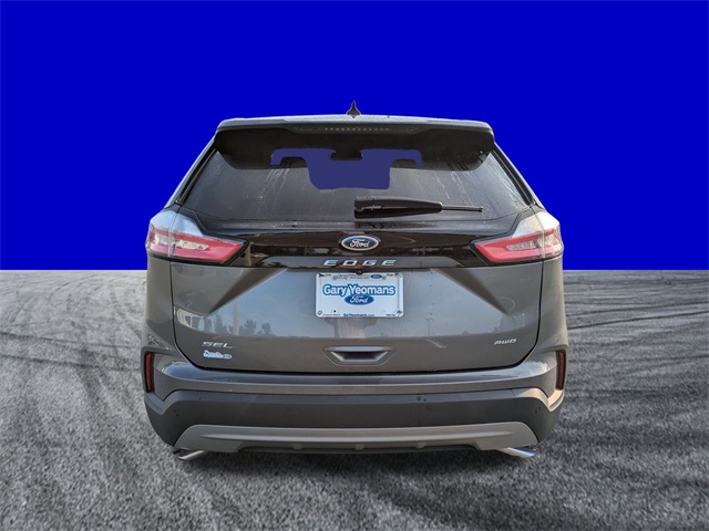 2022 Ford Edge SEL photo 5