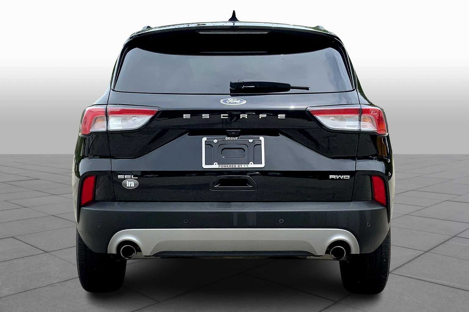 2022 Ford Escape SEL photo 4
