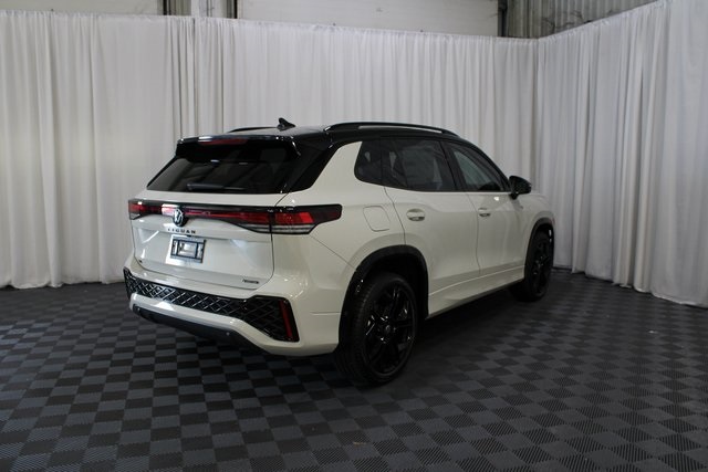 2025 Volkswagen Tiguan SE R-Line Black photo 17