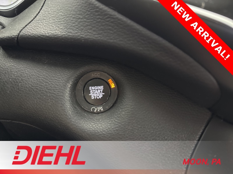 2019 Jeep Cherokee Altitude photo 24