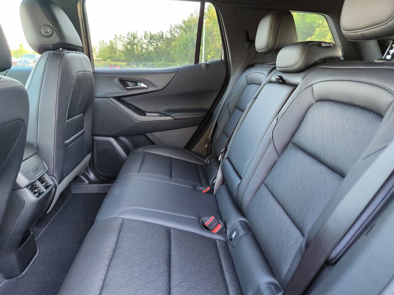 2026 Chevrolet Equinox LT photo 15