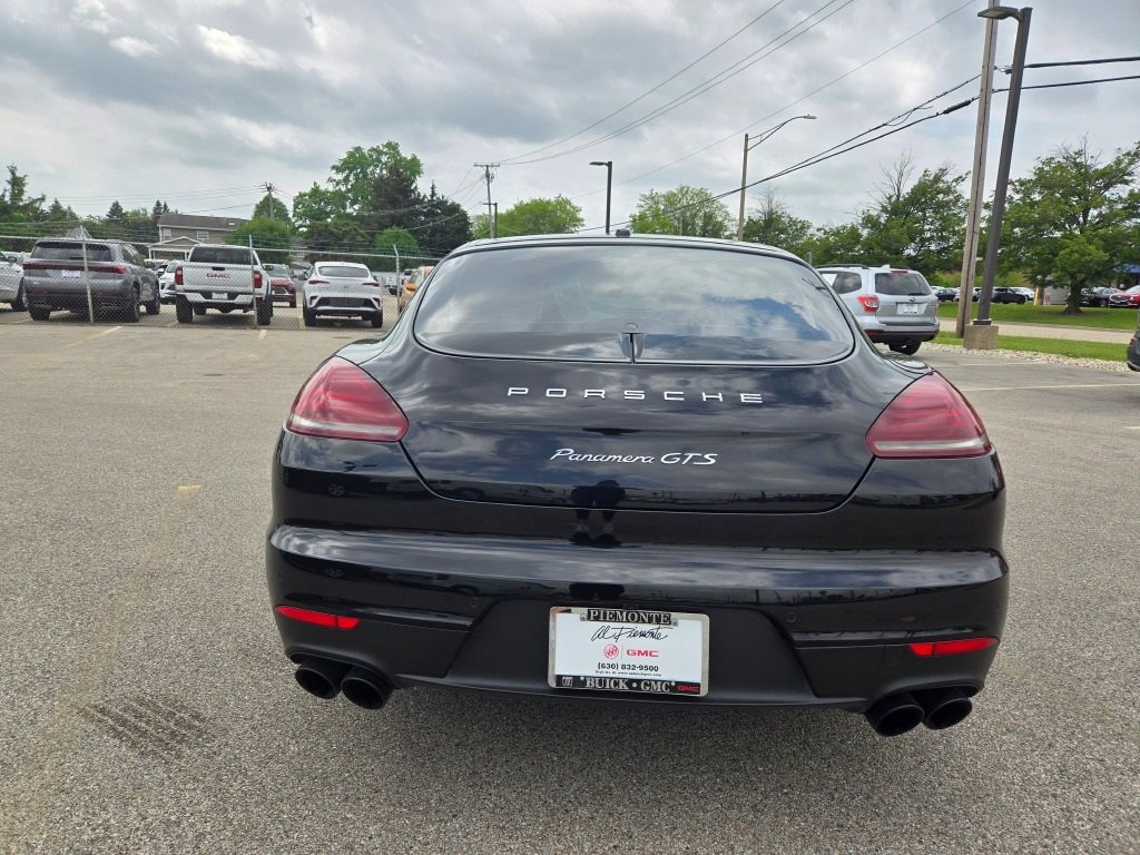 2015 Porsche Panamera GTS photo 18