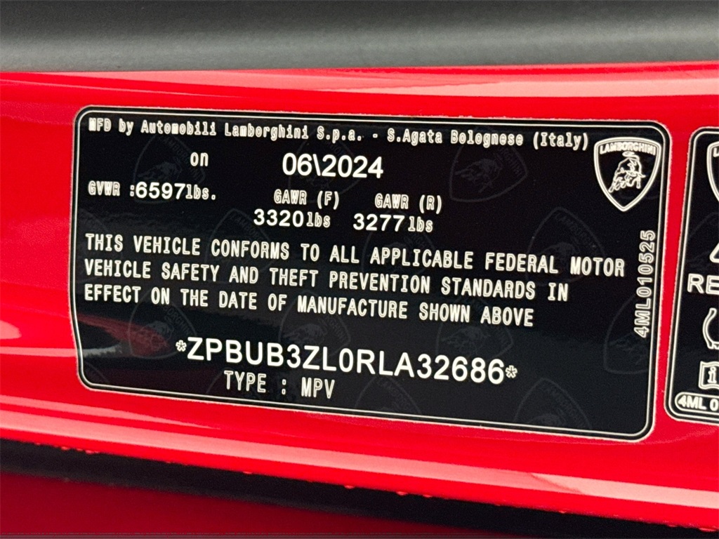 2024 Lamborghini Urus S photo 34