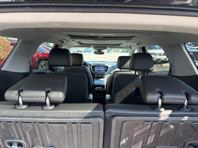 2023 Gmc Acadia AT4 photo 18