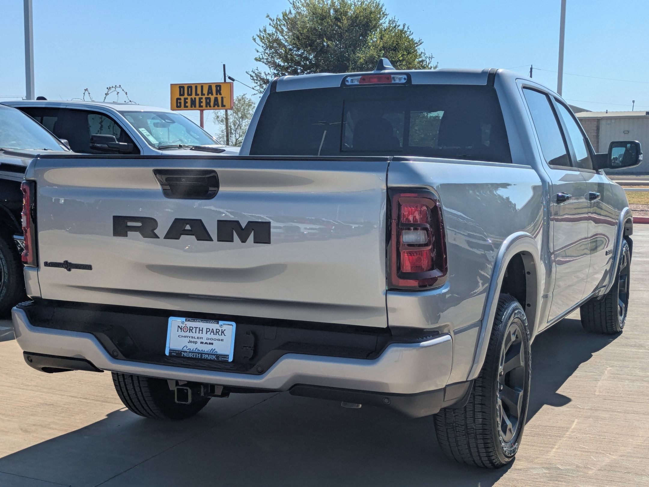 2025 Ram 1500 Big Horn Lone Star photo 2