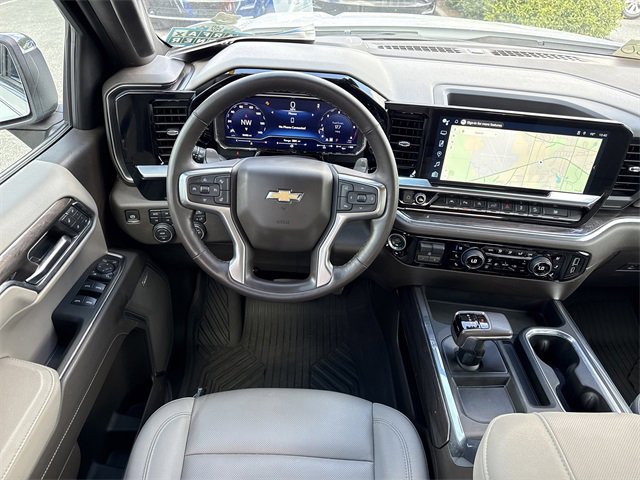 2024 Chevrolet Silverado 1500 LTZ photo 11