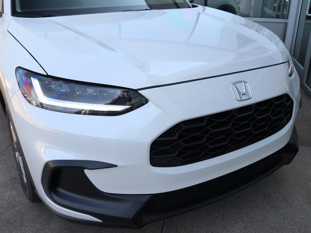 2026 Honda HR-V LX photo 3