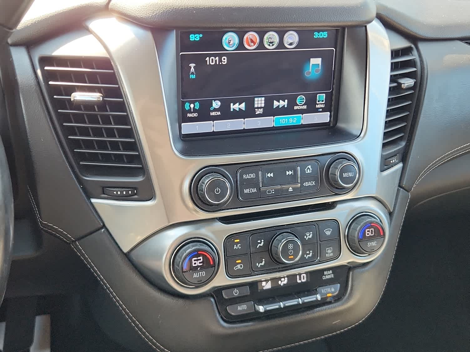 2017 Chevrolet Tahoe LS photo 12