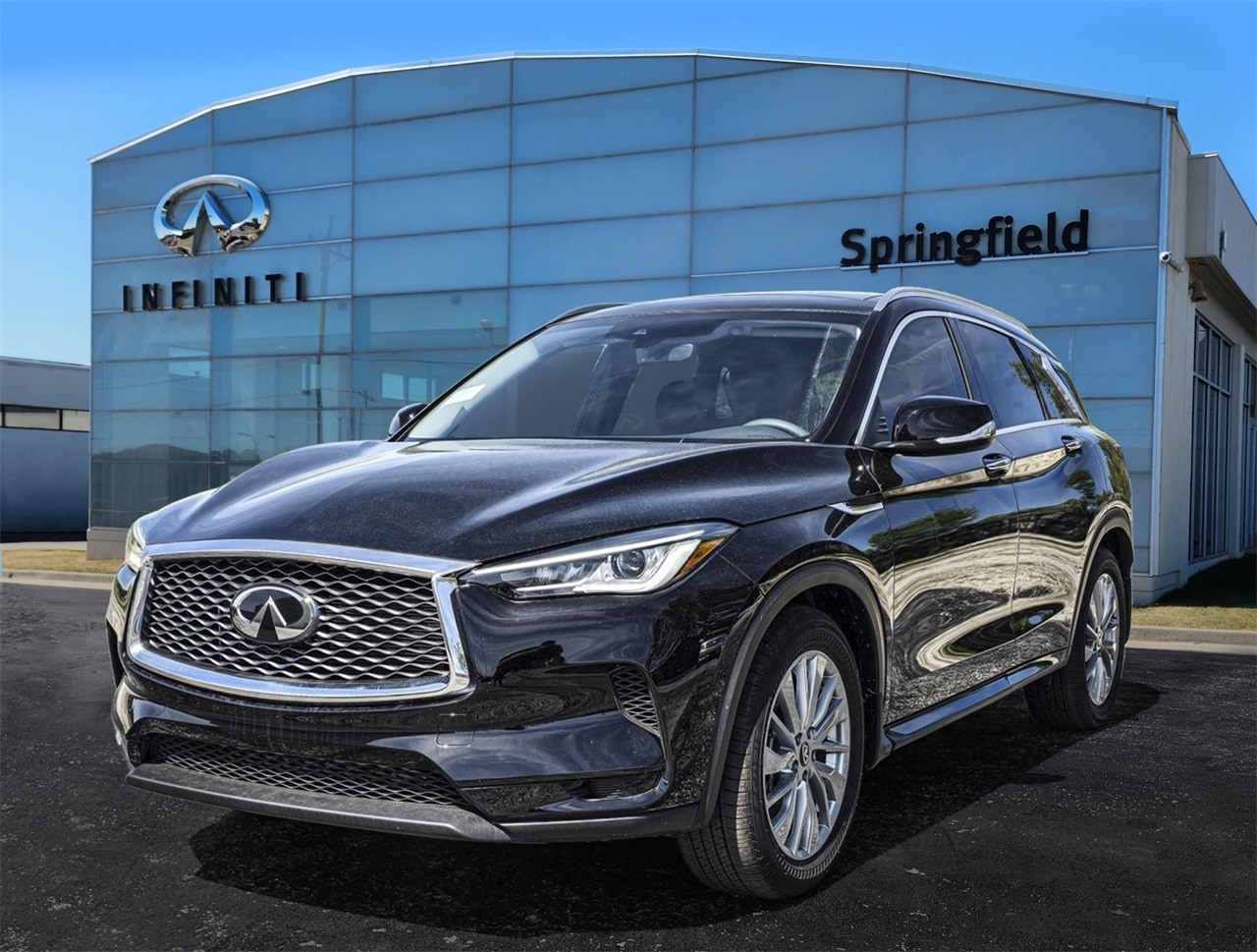 2025 Infiniti QX50 Luxe AWD photo 3