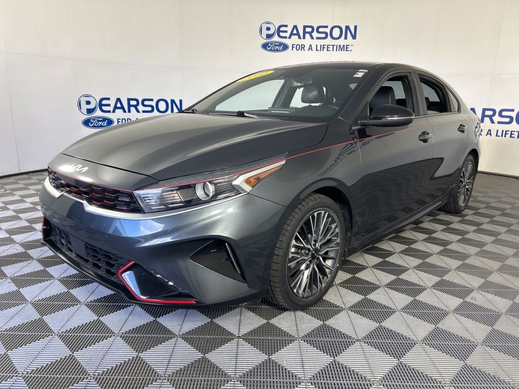 2022 Kia FORTE GT-Line