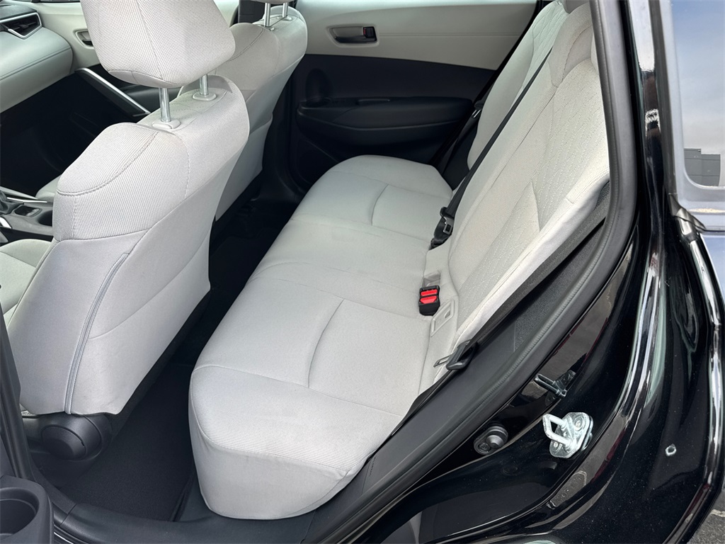 2024 Toyota Corolla Cross L photo 18