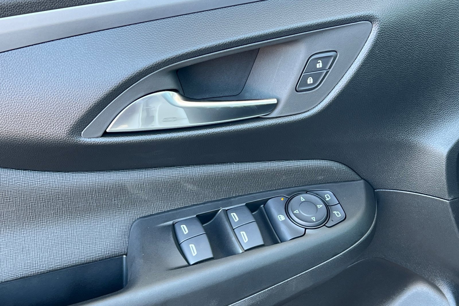 2025 Buick Envista Preferred photo 9