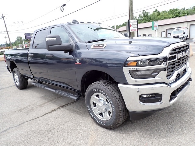 2025 Ram 2500 Tradesman photo 9