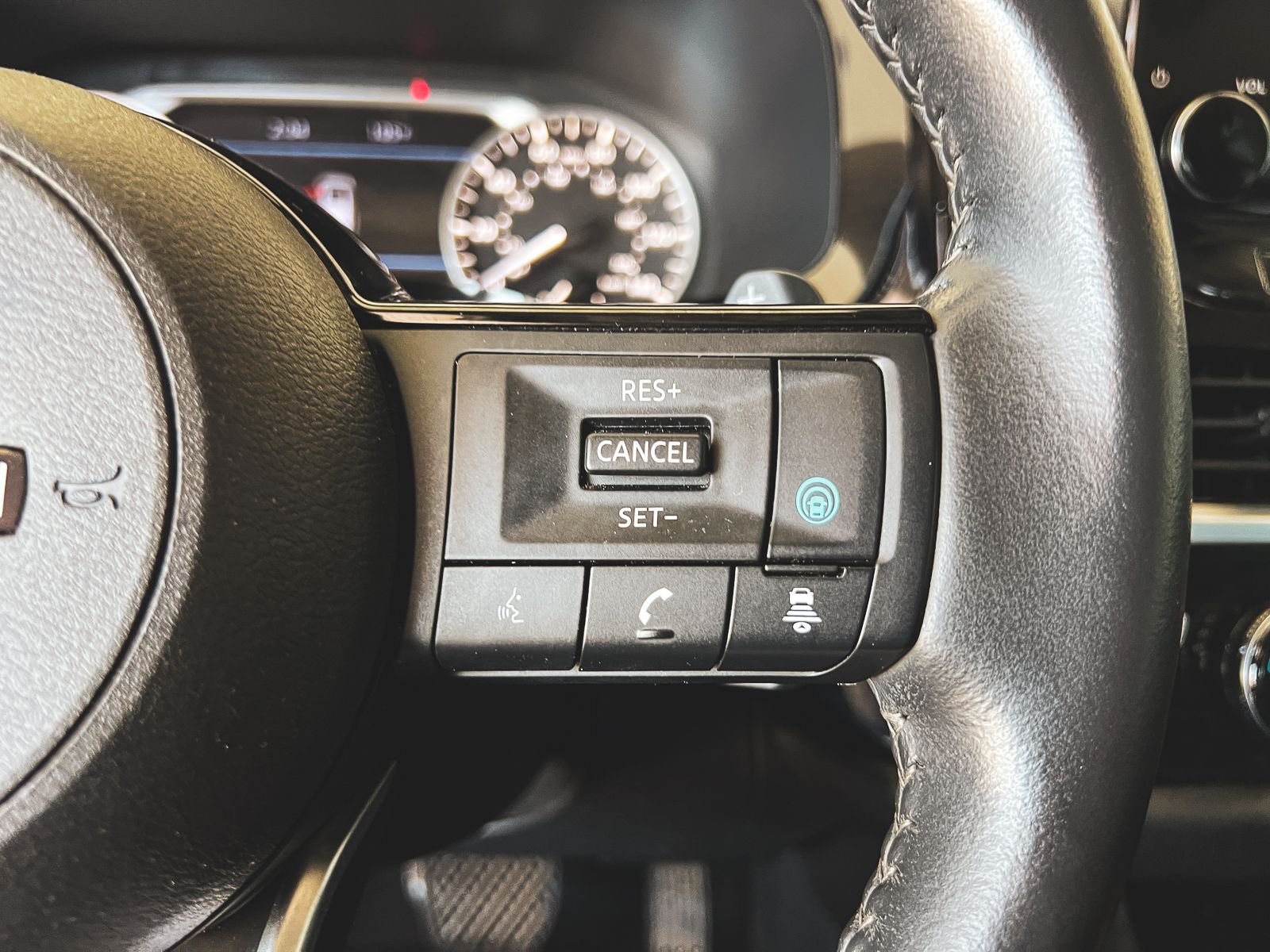 2022 Nissan Pathfinder SL photo 20