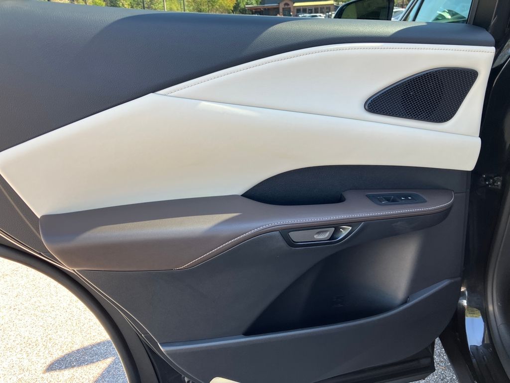 2023 Lexus RX photo 25