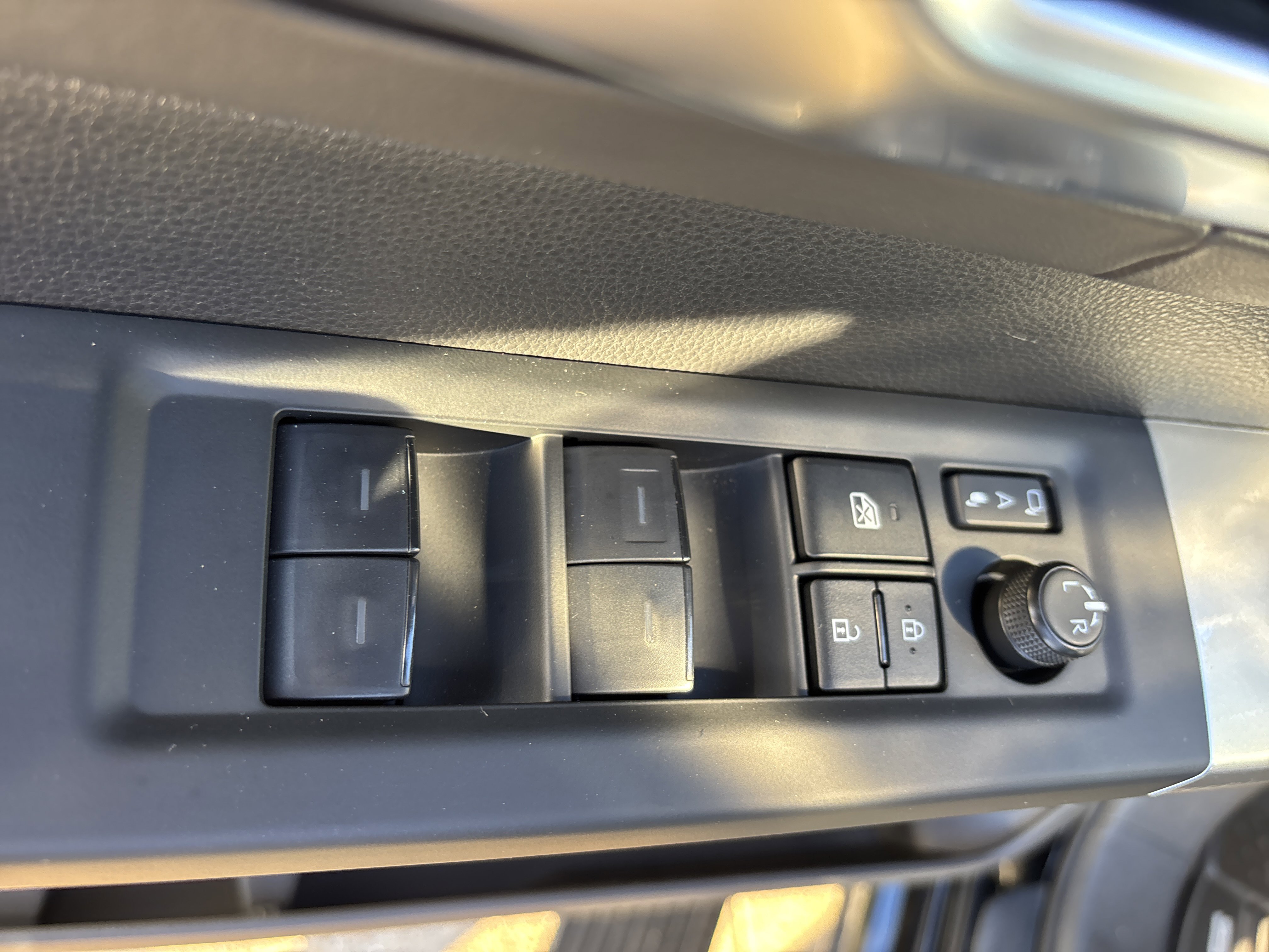 2025 Toyota Sequoia Platinum photo 3