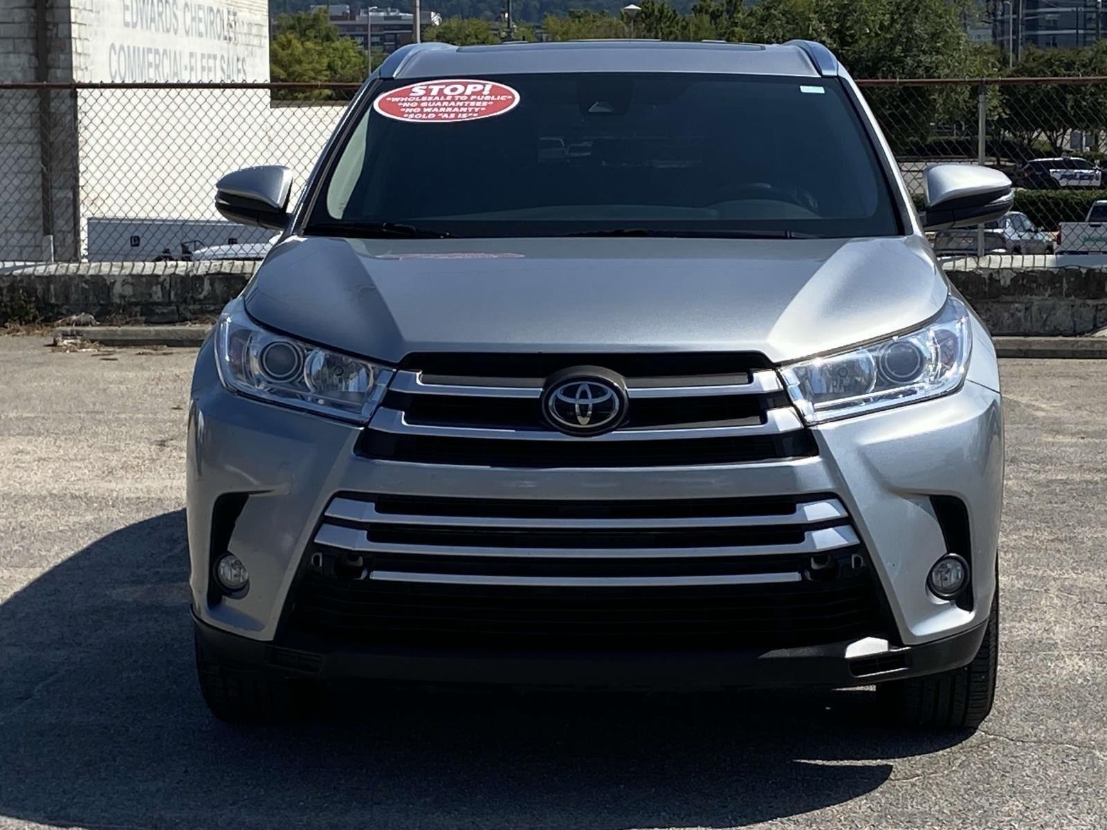 2017 Toyota Highlander XLE photo 27