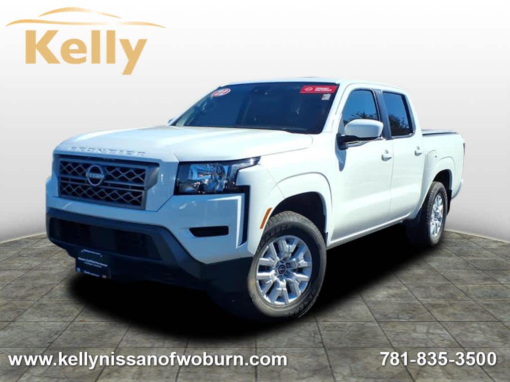 2022 Nissan Frontier SV's photo