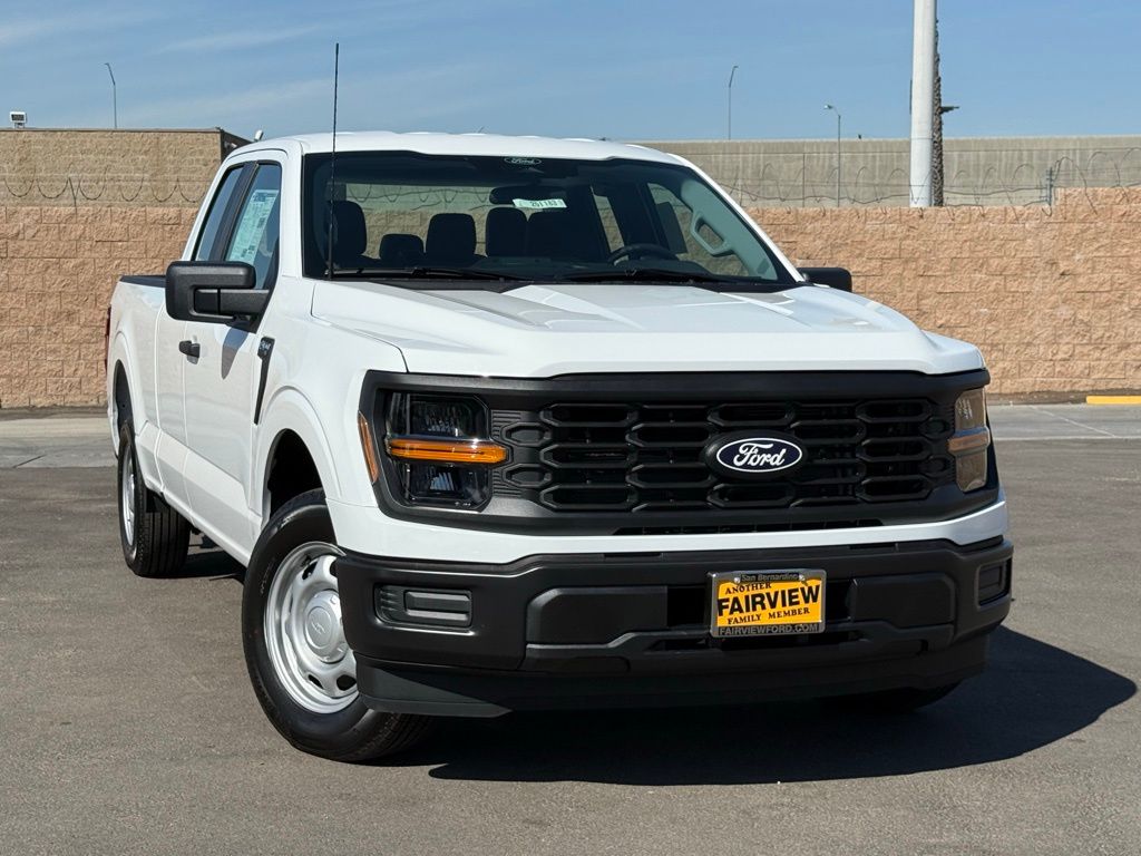 2025 Ford F-150 XL photo 2
