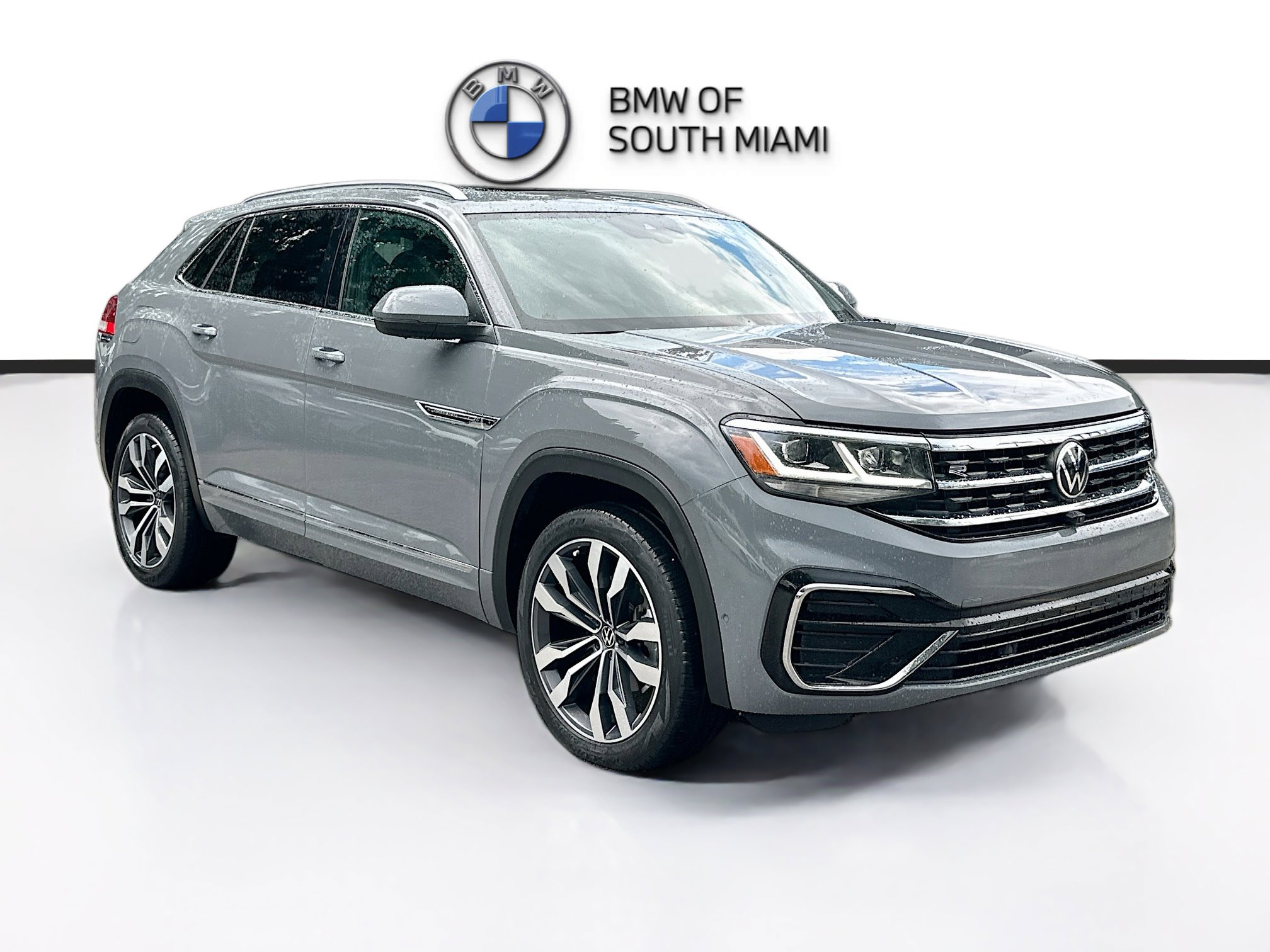 2022 Volkswagen Atlas Cross Sport SEL Premium R-Line's photo
