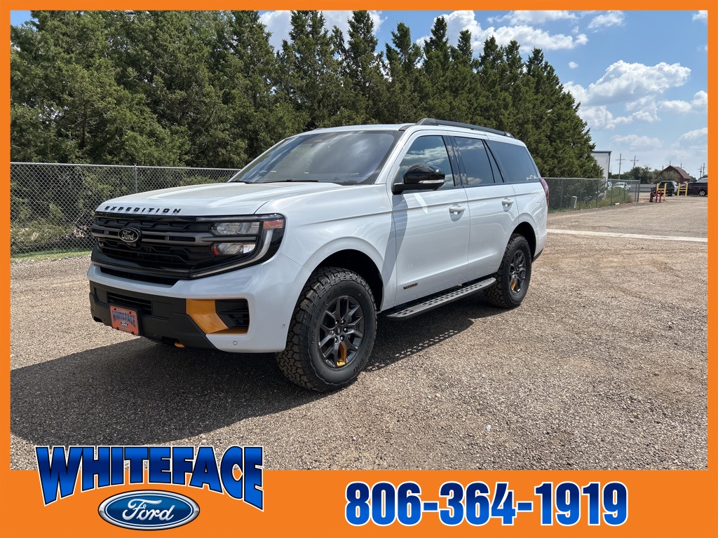 2025 Ford Expedition Tremor's photo