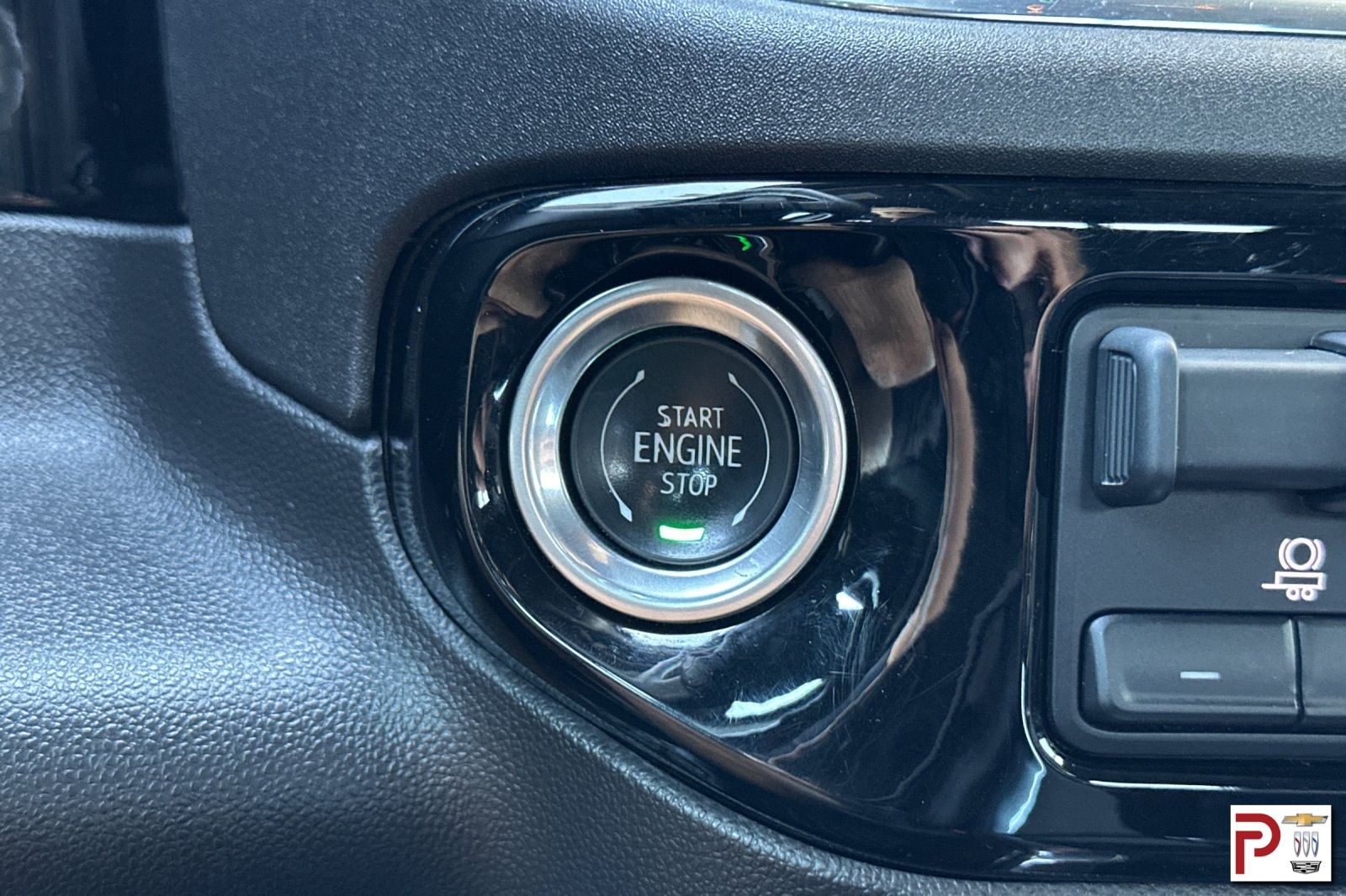 2024 Chevrolet Silverado 1500 RST photo 24