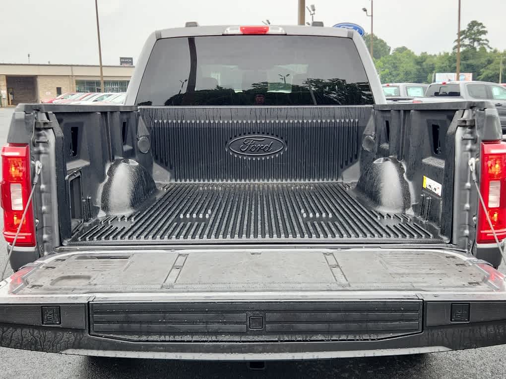 2022 Ford F-150 XLT photo 21