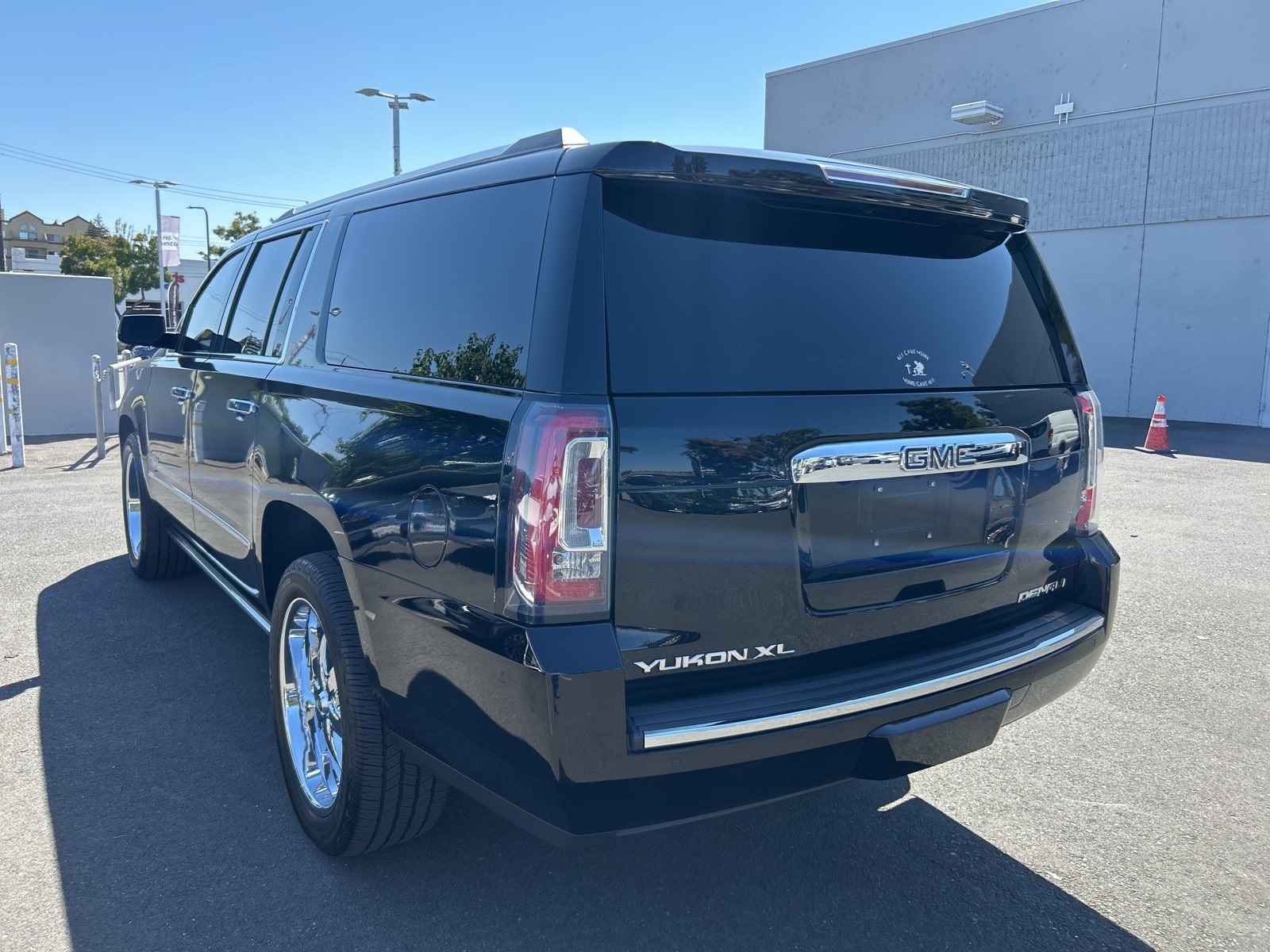 2019 Gmc Yukon XL Denali photo 3