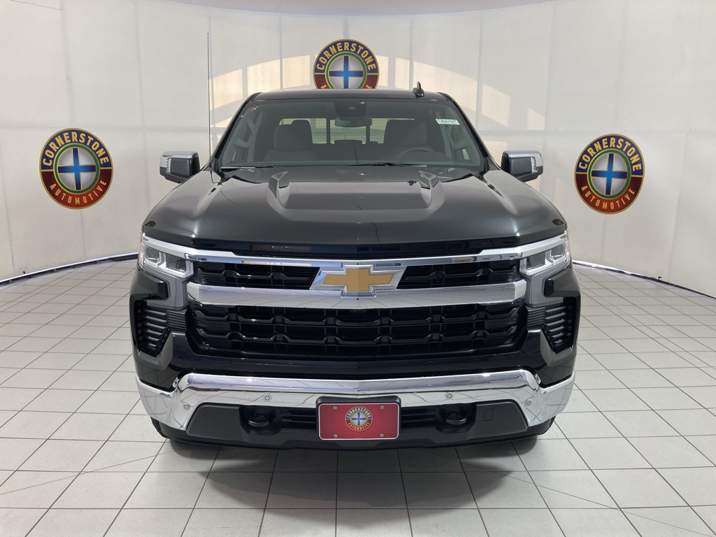 2026 Chevrolet Silverado 1500 LT photo 4