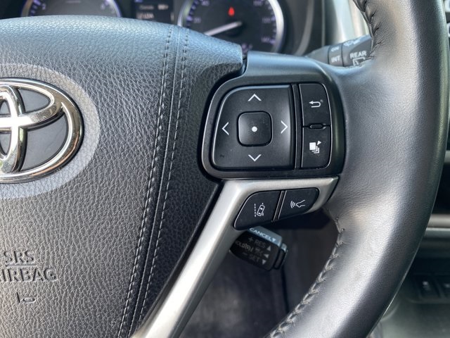 2019 Toyota Highlander Limited Platinum photo 38