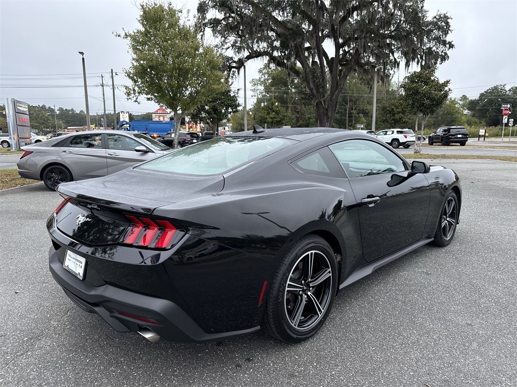 2024 Ford Mustang EcoBoost photo 3
