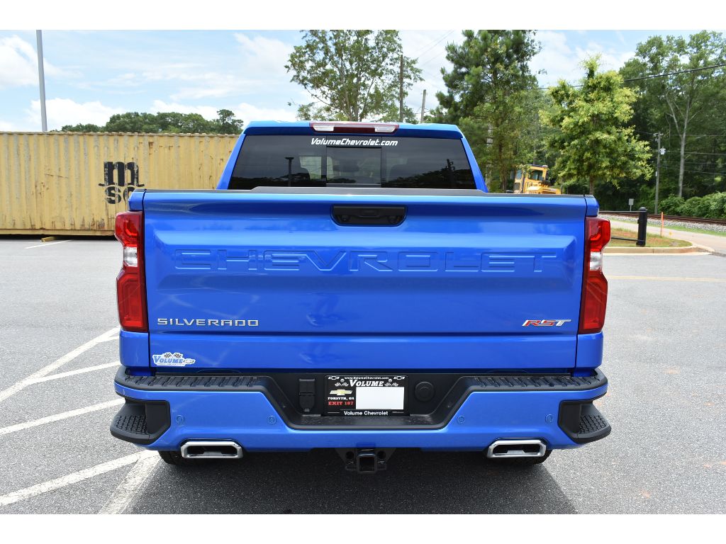 2025 Chevrolet Silverado 1500 RST photo 3