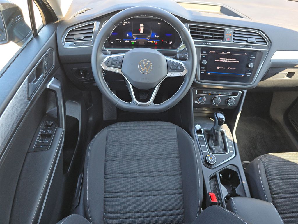 2024 Volkswagen Tiguan S photo 11