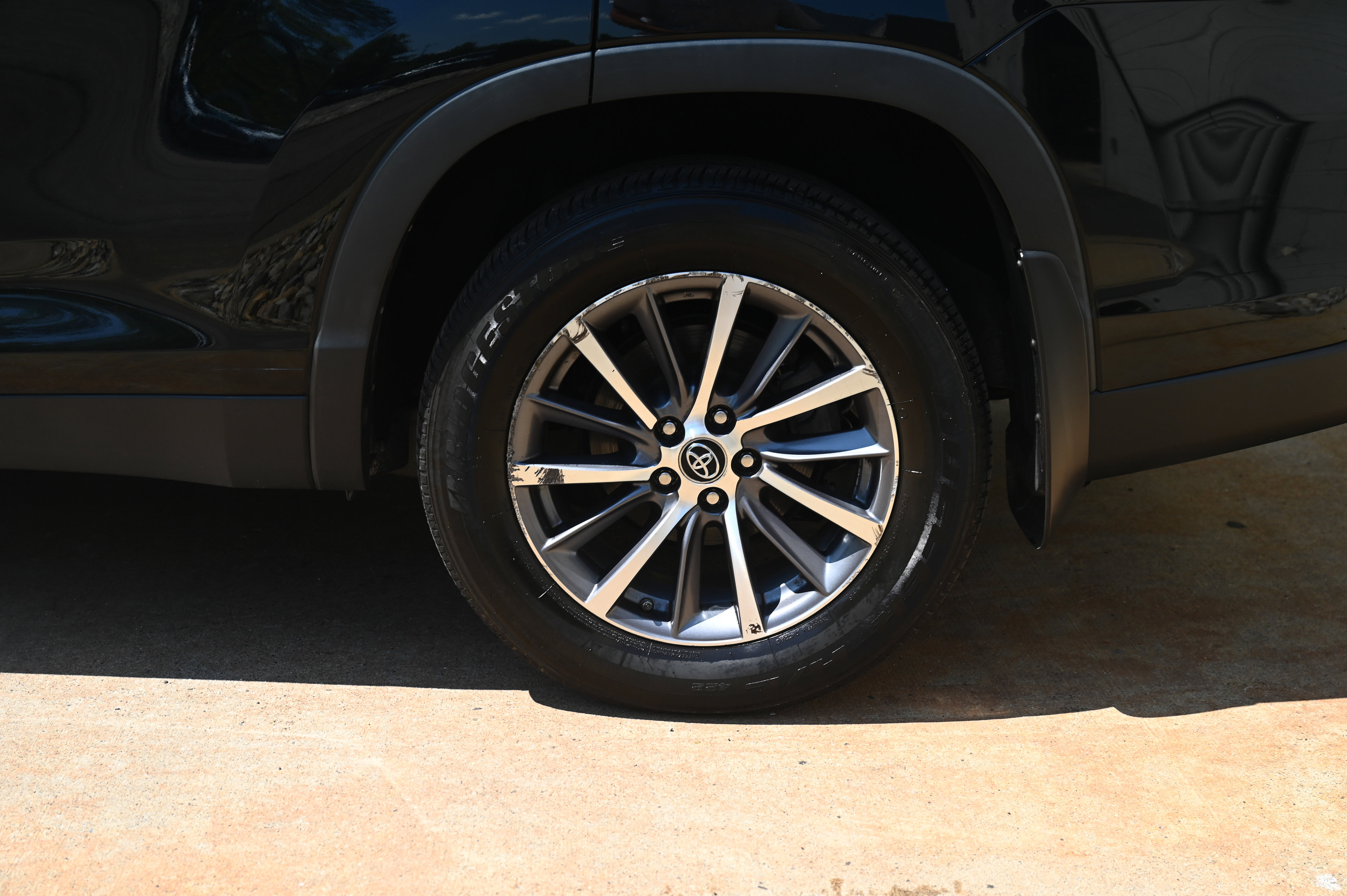 2019 Toyota Highlander XLE photo 12