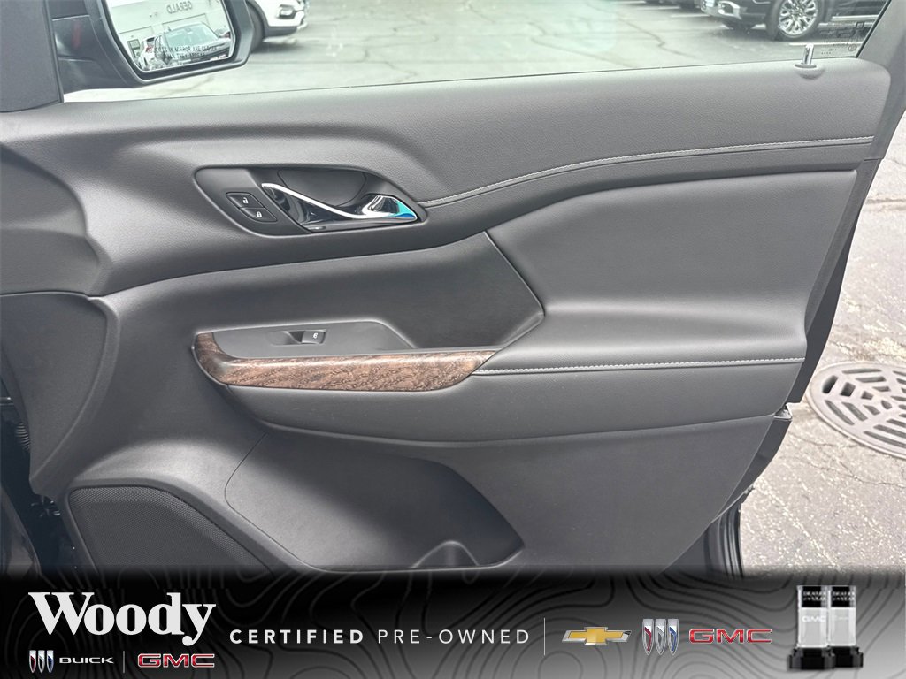 2023 Gmc Acadia Denali photo 35