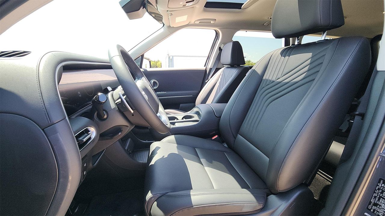 2026 Hyundai Palisade SEL photo 10