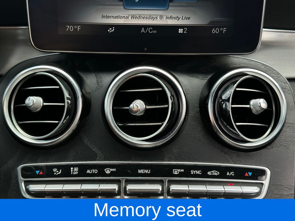 2019 Mercedes Benz GLC 300 photo 13