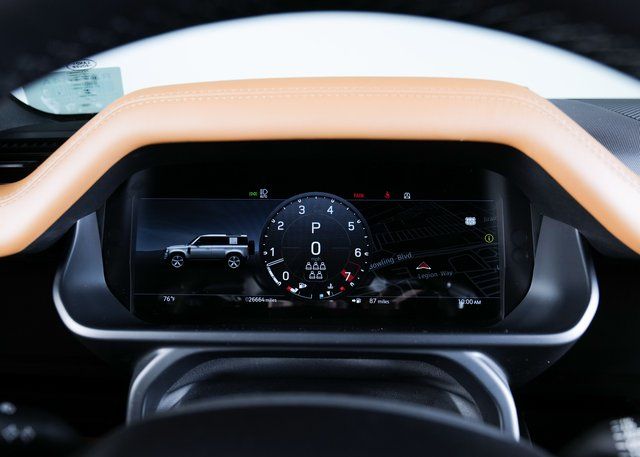 2023 Land Rover Defender 110 X-Dynamic SE photo 19