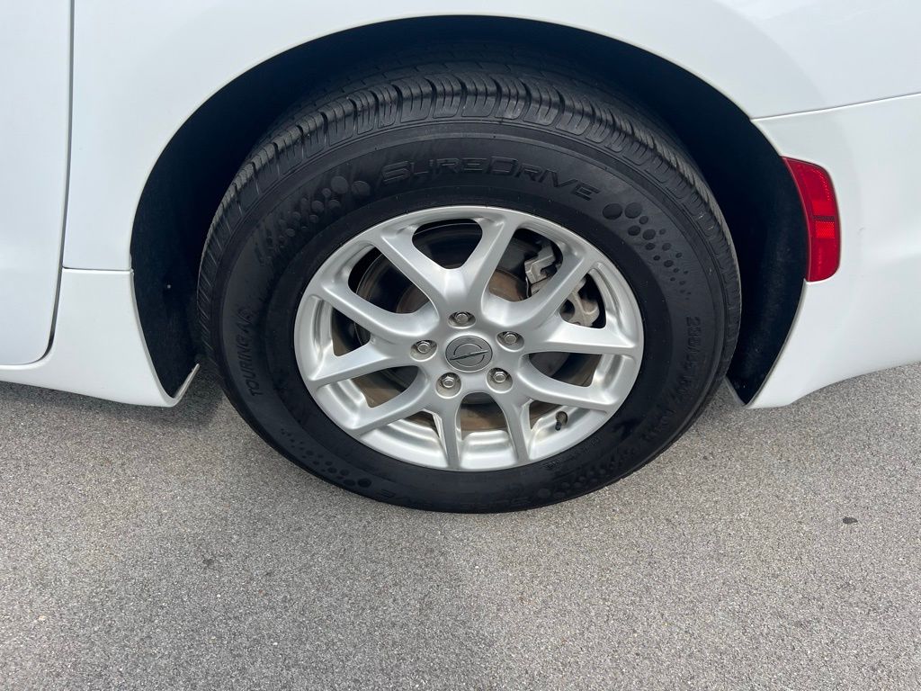 2022 Chrysler Pacifica Touring L photo 11