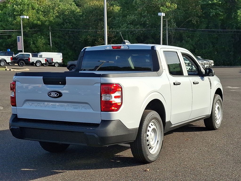 2025 Ford Maverick XL photo 3