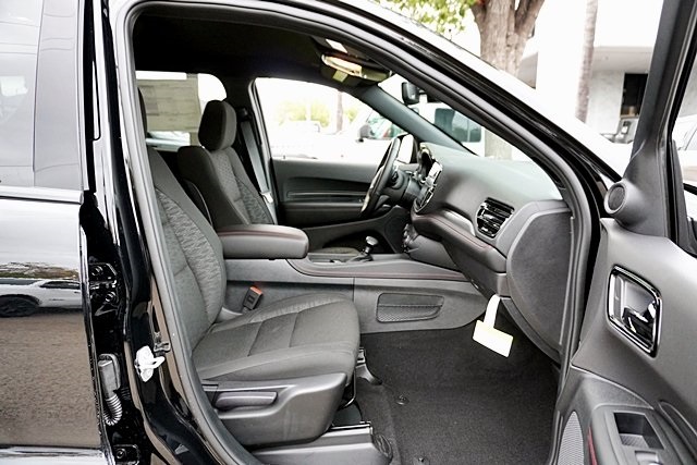 New 2026 Diamond Black Clear-Coat Exterior Paint Dodge GT image 14