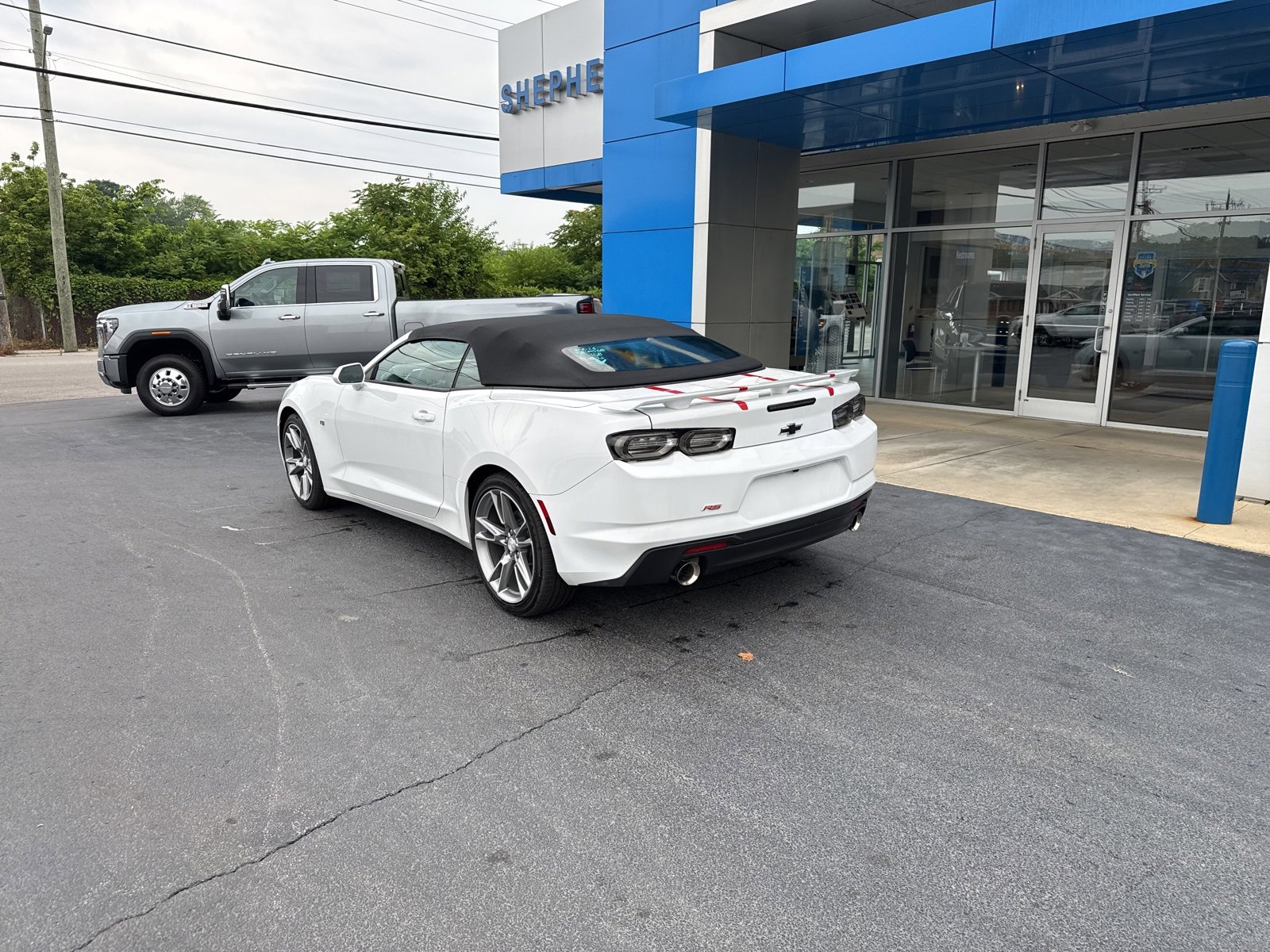 2024 Chevrolet Camaro 1LT photo 7