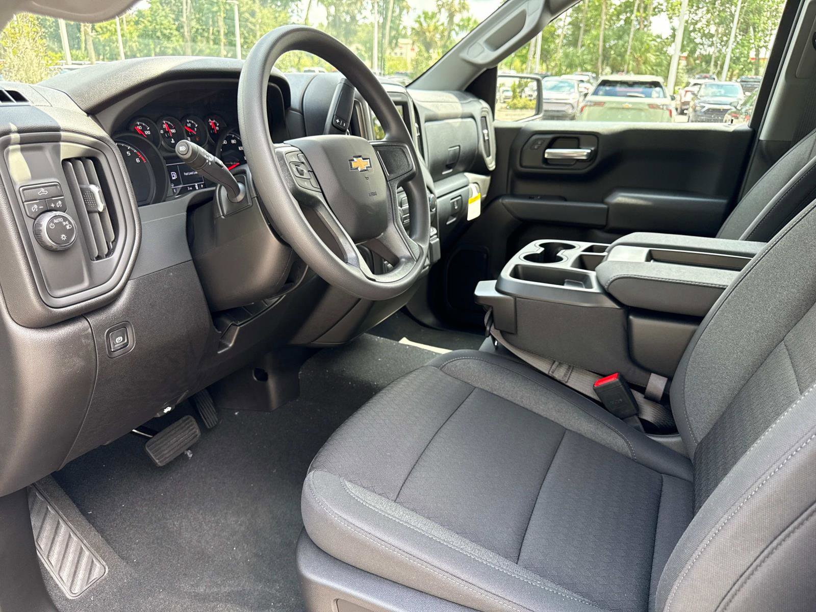 2026 Chevrolet Silverado 1500 Custom photo 20