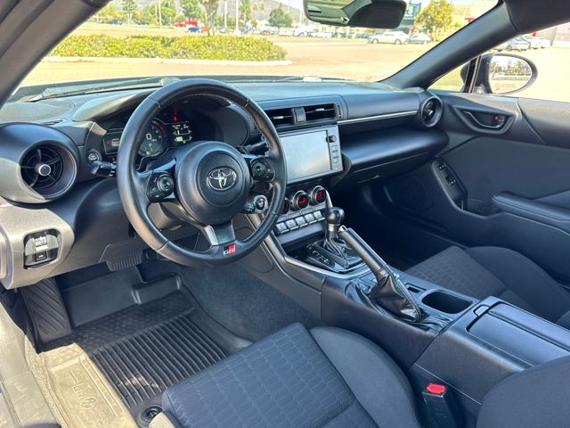 2022 Toyota GR86 Base photo 6