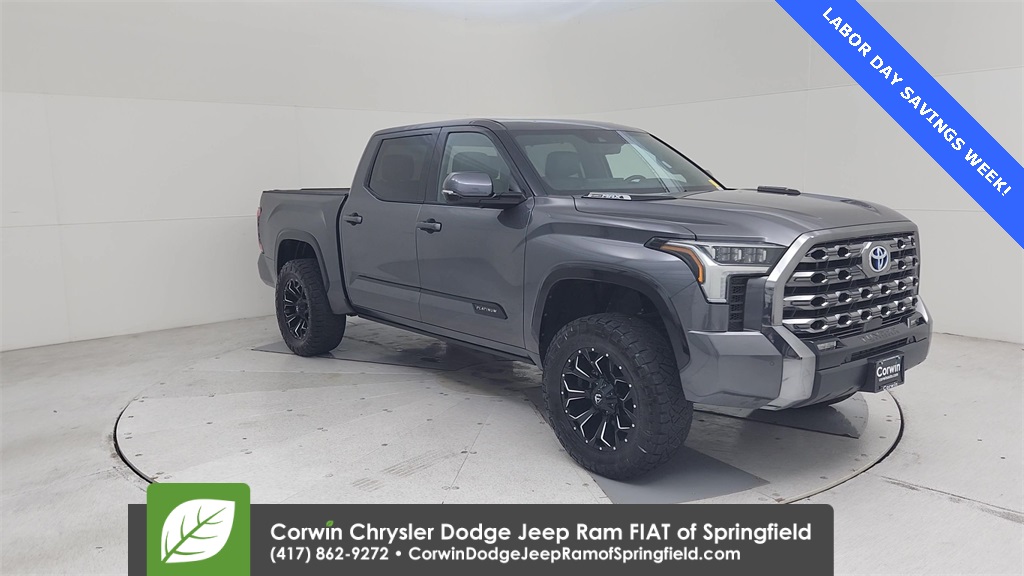 2023 Toyota Tundra Platinum photo 3