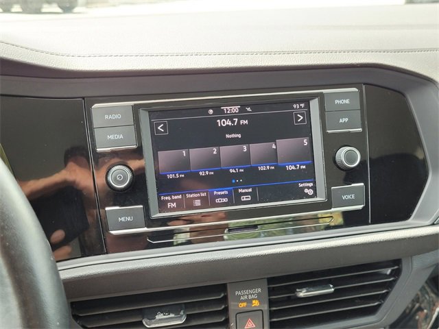 2024 Volkswagen Jetta SE photo 17