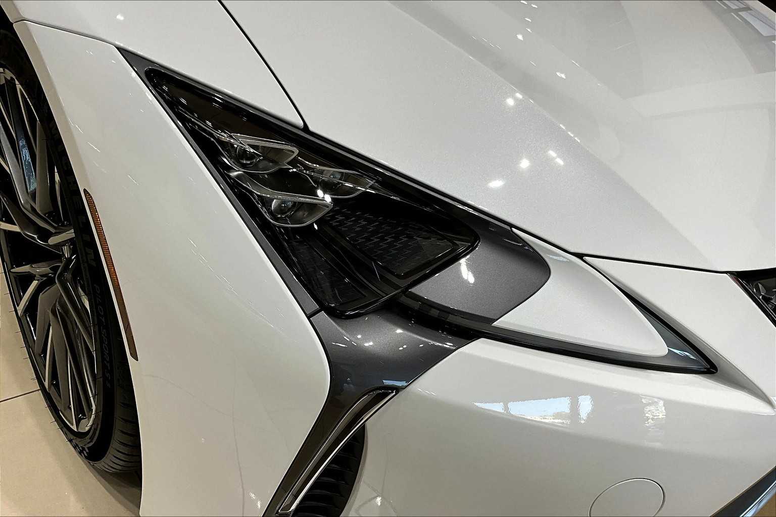 2025 Lexus LC 500 photo 20